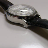 Baume & Mercier Classima Executives Chronograph, 2 register, 39mm - Unworn
