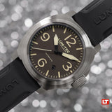 Lum-Tec M93 Automatic Dive watch, 26J, adjusted, w/ 2- year war. + 2 straps NEW -- 300 meter rated!