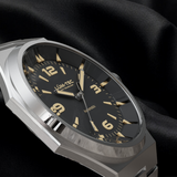 Eclipse E1, 42mm with integrated bracelet