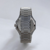 Eclipse E1, 42mm with integrated bracelet